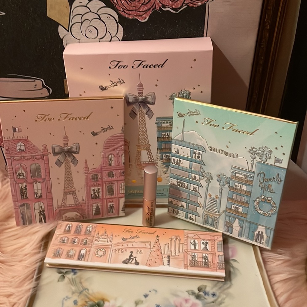 Too Faced Christmas 🎄 In The City Limited Edition Makeup 💄 Collection.NIB.FIRM - Picture 3 of 16